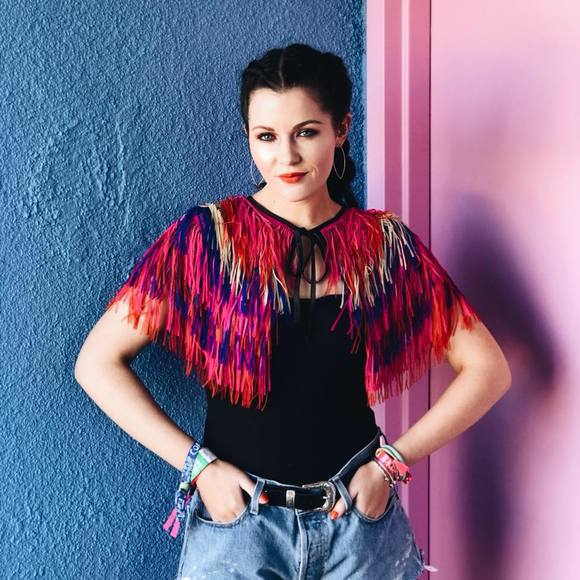 Meet your Posher, Michaela - Picture 1 of 1